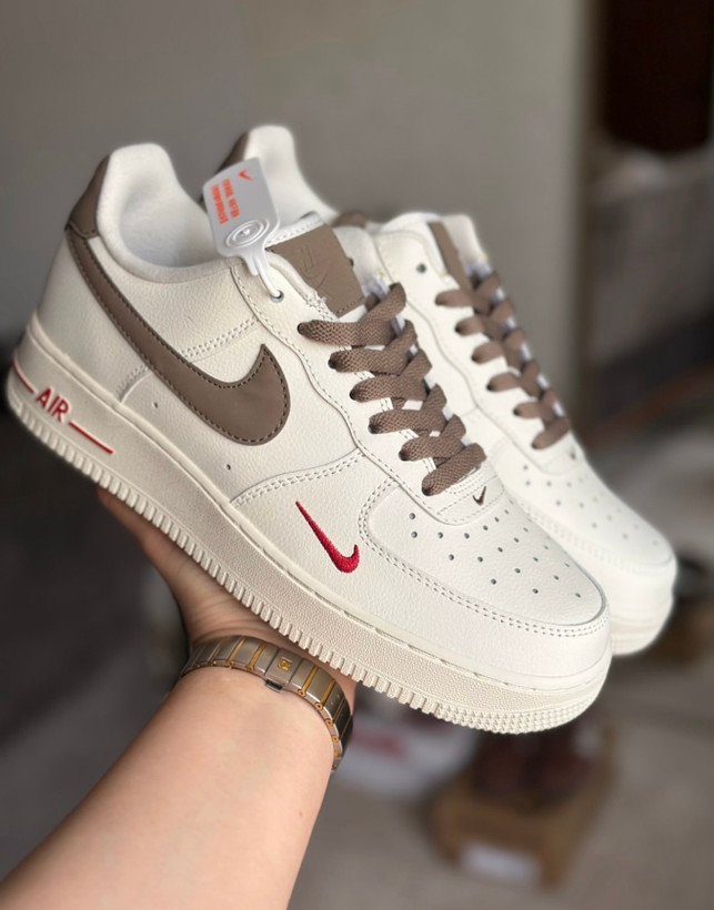 کتونی زنانه و مردانه ایرفورس Nike Air Force 1موکایی