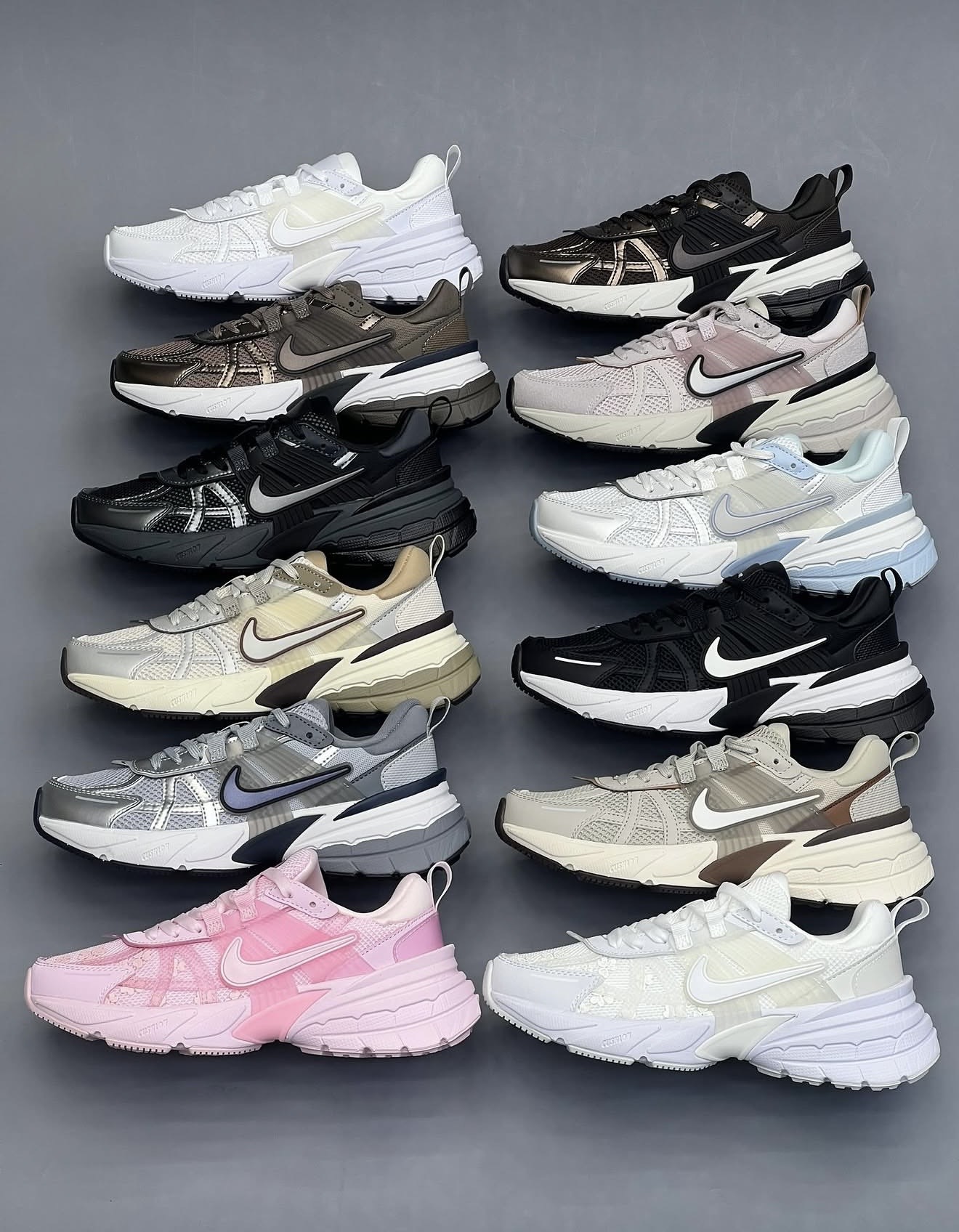 کتونی زنانه و مردانه Nike V2k