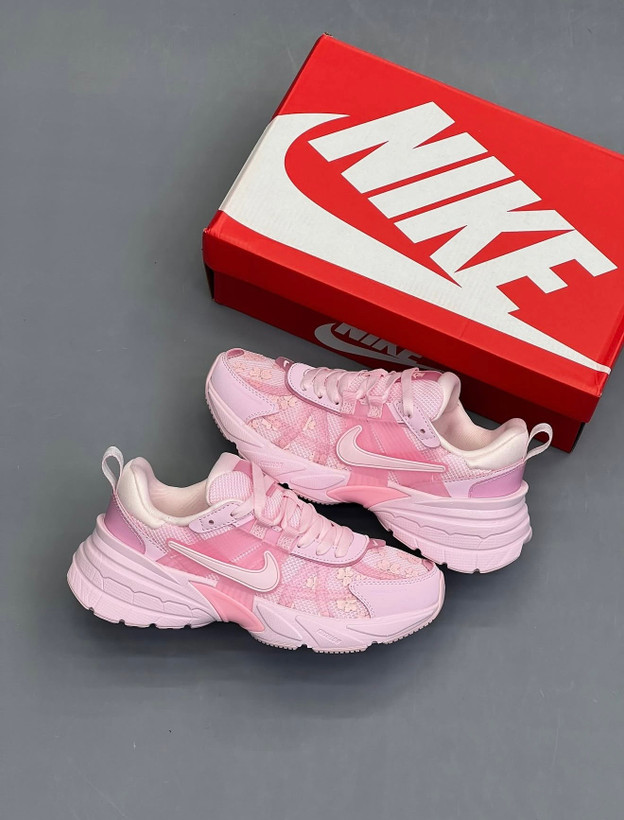 کتونی زنانه و مردانه Nike V2k