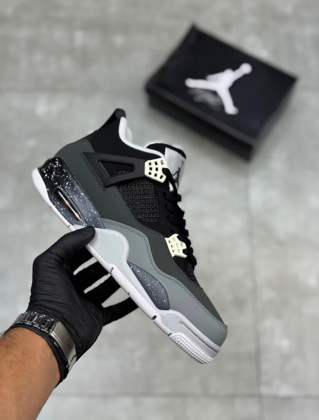 کتونی مردانه مدلNike air jordan 4 retro