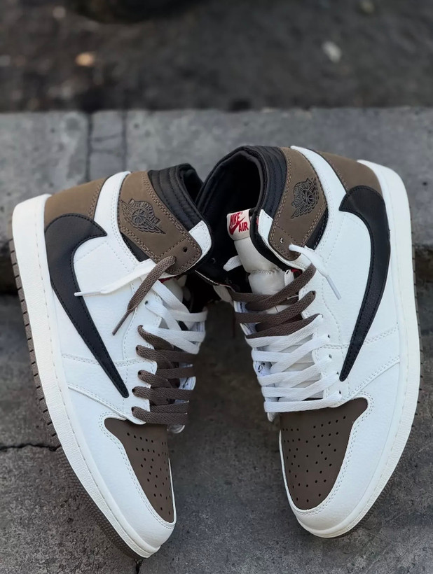 کتونی مردانه نایک ایر جردن ۱NikeAir jordan 1 ساقدار