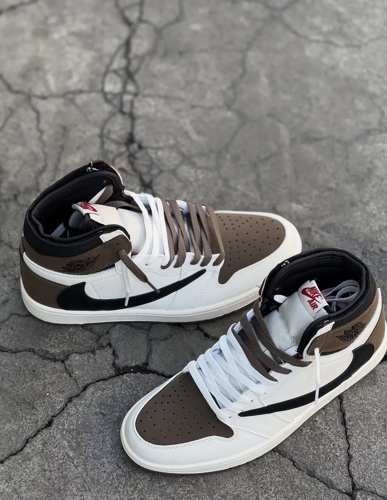 کتونی مردانه نایک ایر جردن ۱NikeAir jordan 1 ساقدار