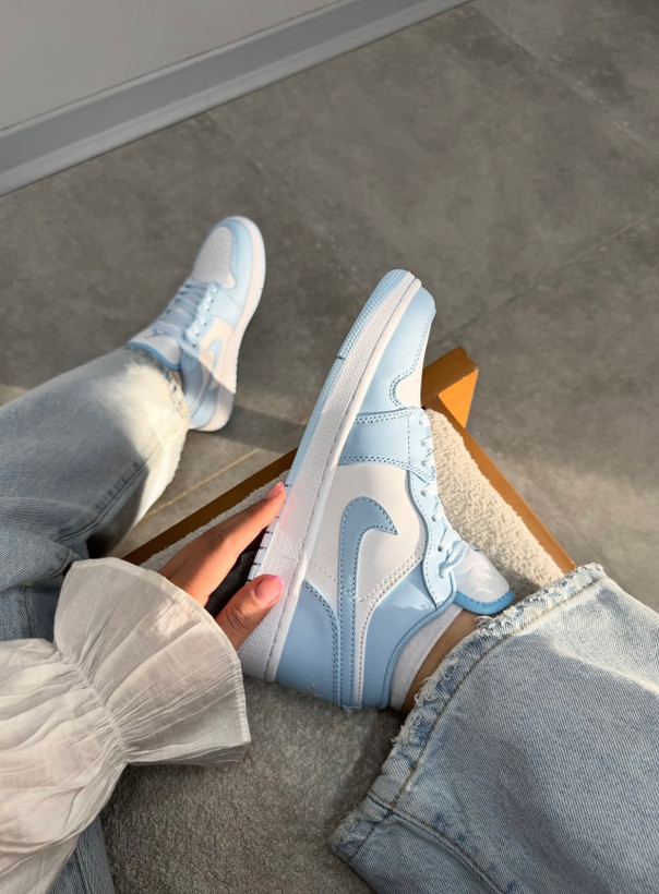 نایک ایر جردن وان ایس بلو Nike Air jordan 1 low ice blu