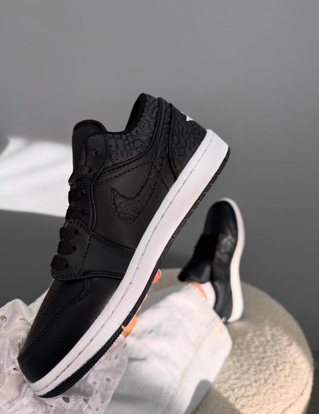 کتونی زنانه و مردانه جردن وان لو بلک الفنت Jordan 1 Low Black Elephant