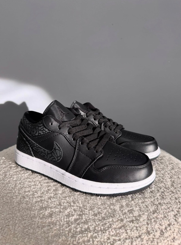 کتونی زنانه و مردانه جردن وان لو بلک الفنت Jordan 1 Low Black Elephant