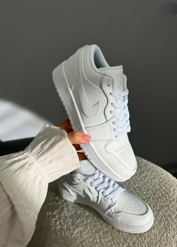 Nike Air Jordan 1 Low Triple White نایک جردن بدون ساق تمام سفید