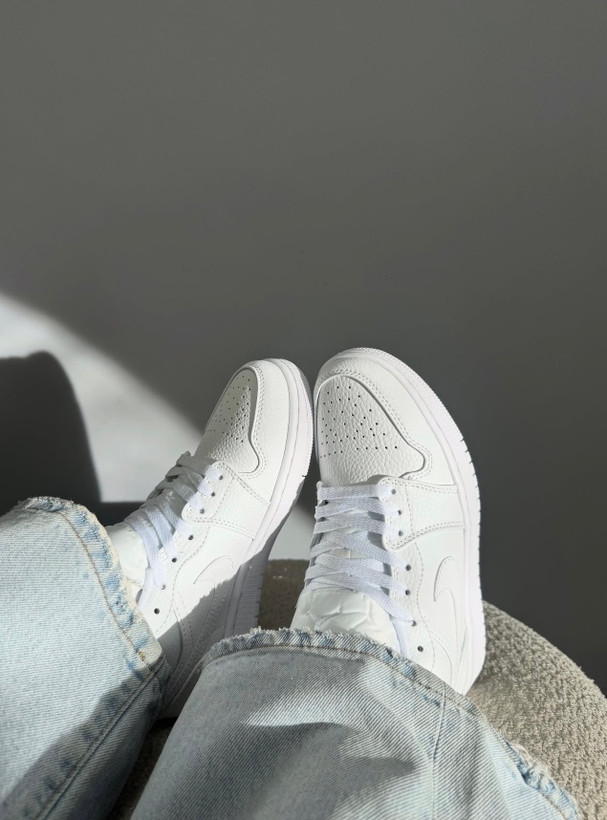 Nike Air Jordan 1 Low Triple White نایک جردن بدون ساق تمام سفید