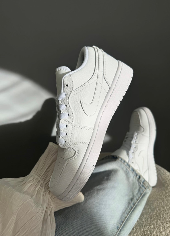 Nike Air Jordan 1 Low Triple White نایک جردن بدون ساق تمام سفید