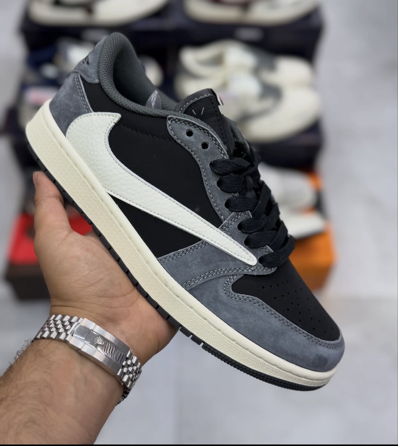 کتونی مردانه نایک تراویس مشکی طوسی Nike Air Jordan 1 Low