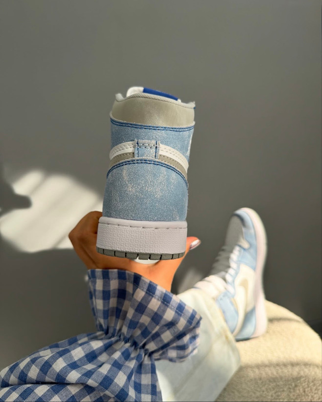 کتونی مردانه نایک ایر جردن ۱NikeAir jordan 1 ساقدار