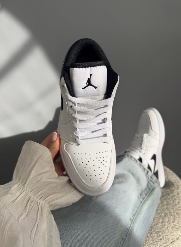کتونی زنانه و مردانه نایکی مدل Air Jordan 1 Low سفید مشکی