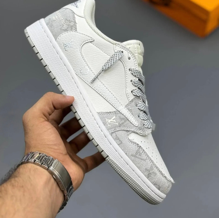 کفش جردن تراویس لویی ویتون سفید طوسی Jordan 1 x Travis Scott