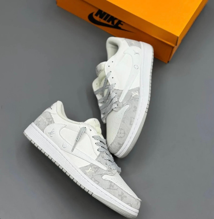 کفش جردن تراویس لویی ویتون سفید طوسی Jordan 1 x Travis Scott
